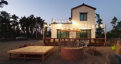 rabbit foot renthouse