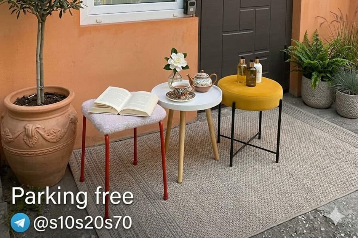Neljän hengen luksushuone | Ylelliset vuodevaatteet, äänieristys, ilmainen Wi-Fi, vuodevaatteet
