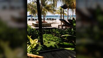 Deluxe Villa, Sea View | Beach/ocean view