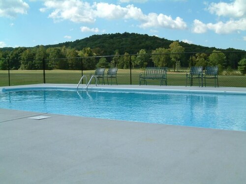 The Golf Inn at QC Resort and RV