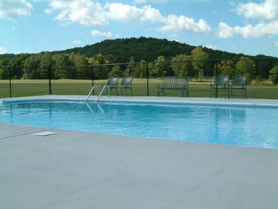 The Golf Inn at QC Resort and RV