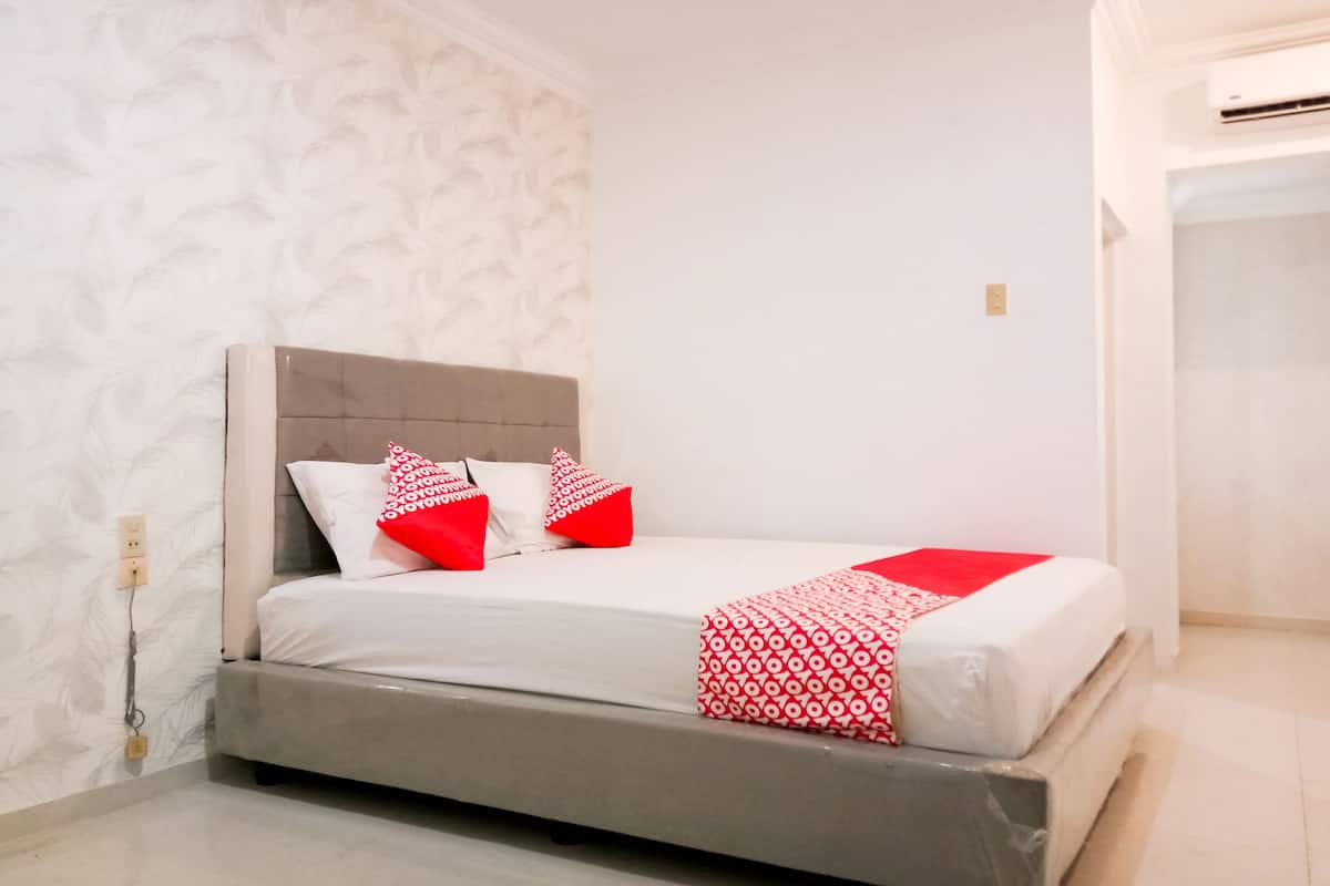 Suite Deluks | 1 kamar tidur, meja kerja, Wi-Fi gratis, dan seprai linen