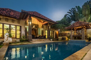 Familjevilla | Privat pool