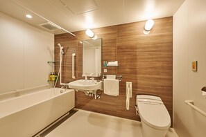 Accessible Room (No Housekeeping) | Bathroom | Combined shower/tub, hair dryer, slippers, electronic bidet - Welina Hotel Premier Nakanoshima EAST (Osaka)