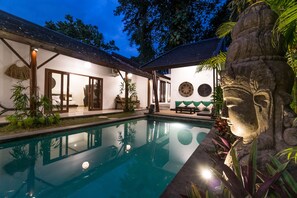 Villa (7 Bedrooms) | Private pool - Private 7 Bedroom near Seminyak (Seminyak)