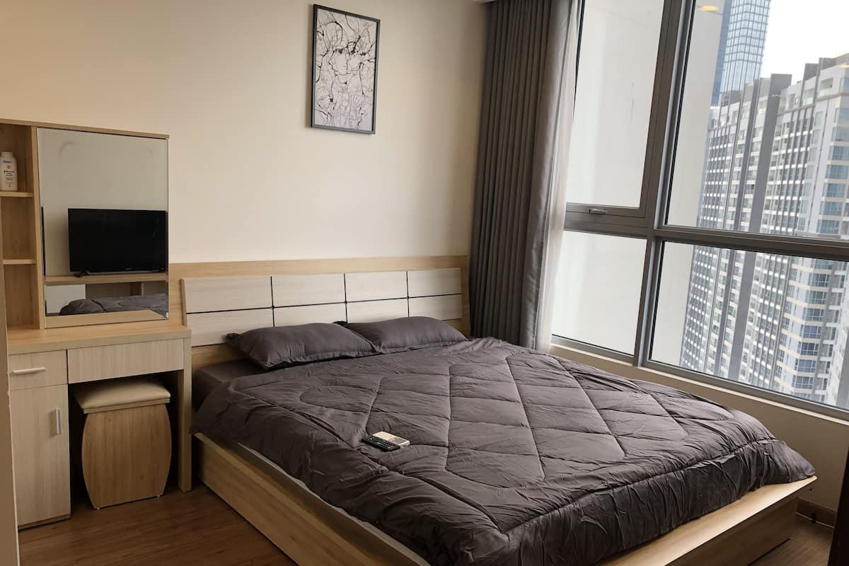 1 bedroom, in-room safe, desk, soundproofing