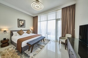 Apartment, 4 Bedrooms (Burj Khalifa View) | 4 bedrooms, in-room safe, iron/ironing board, free WiFi - Fantastay Blvd Crescent (Dubai)