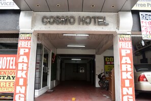 Exterior - Cosmo Hotel - Kamuning (Quezon City)