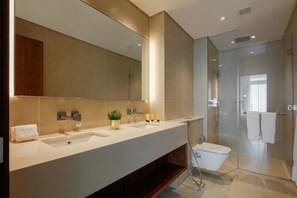 Bathroom - Fantastay Marina Gate Tower (Dubai)