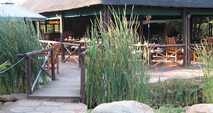 Phokoje Bush Lodge