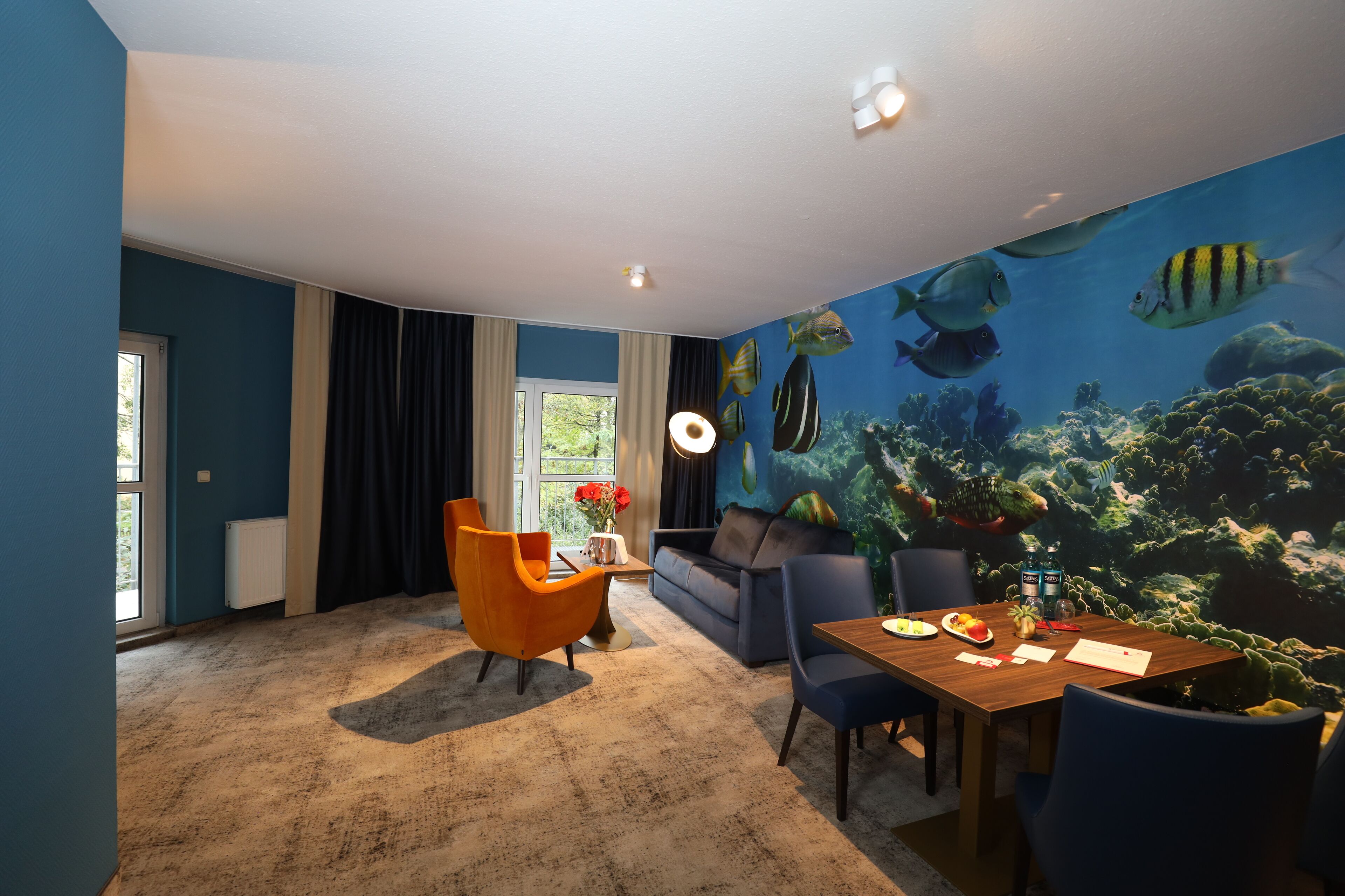 43-inch flat-screen tv with cable channels, tv