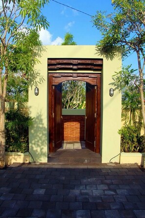 Property entrance - Kubu Kulat Villa (Pecatu)