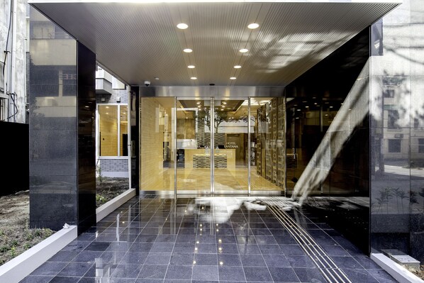 Interior entrance - Hotel Lantana Naha matsuyama (Naha)