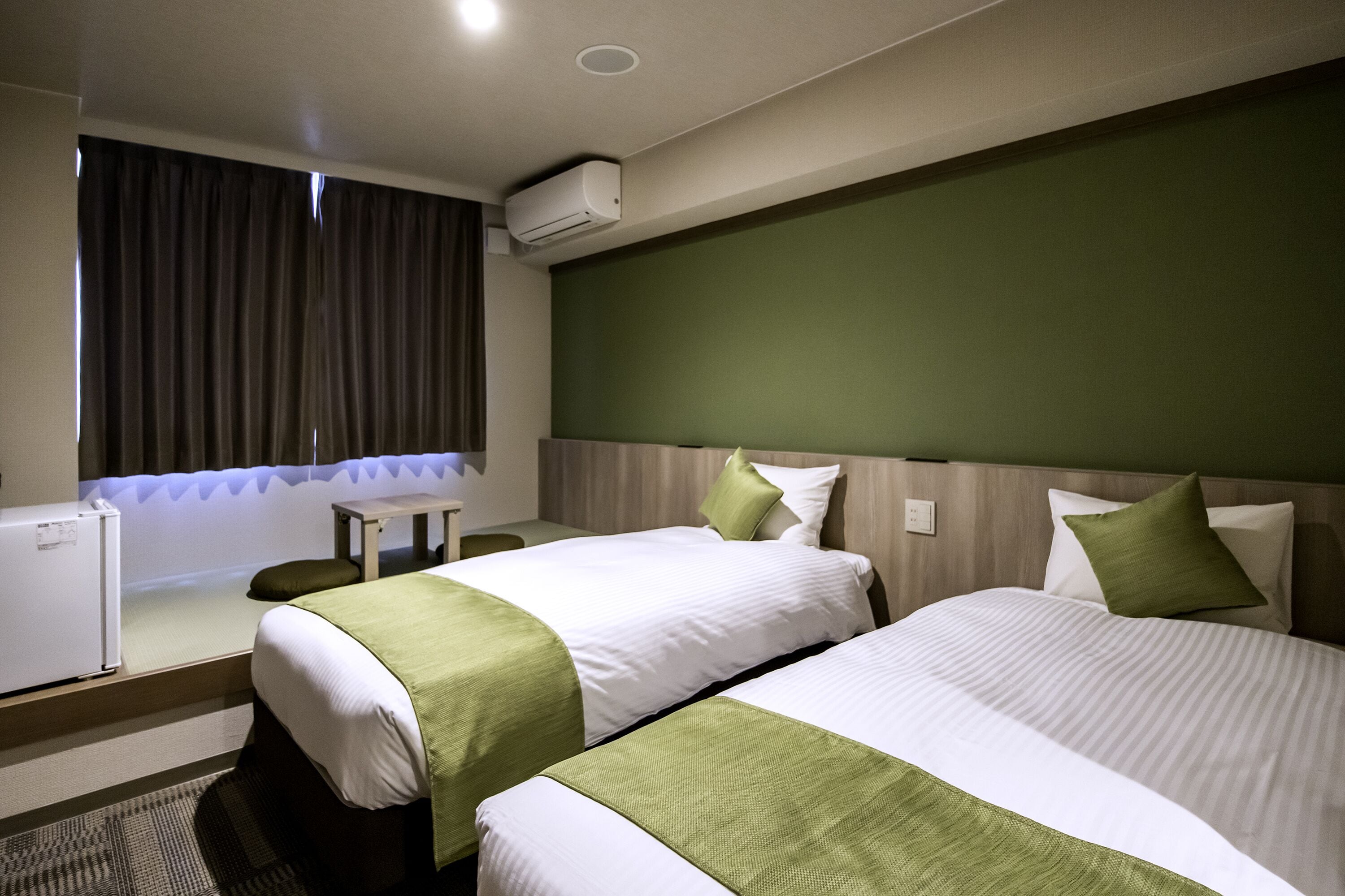 triple room | 1 bedroom, down duvets, blackout curtains, iron/ironing board