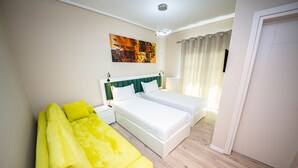 Triple Room, Balcony, Sea View - Villa Abiori (Ksamil)