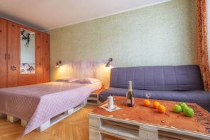 1 bedroom, desk, soundproofing, iron/ironing board