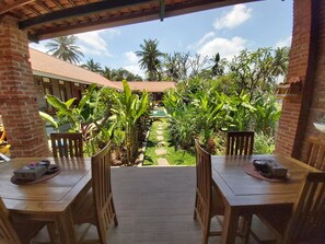 Café da manhã, almoço e jantar