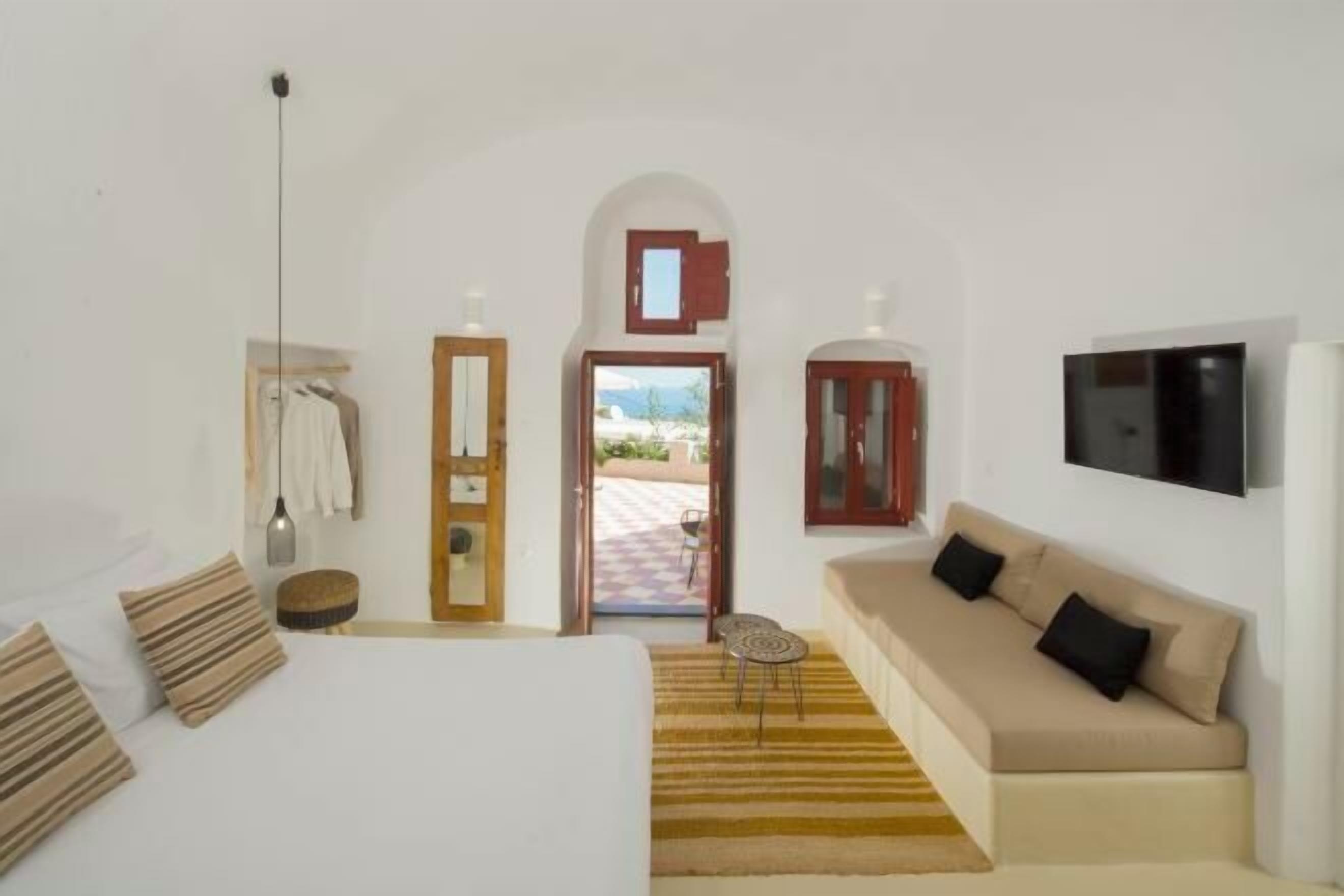 Két bảo mật tại phòng, trang trí khác biệt 