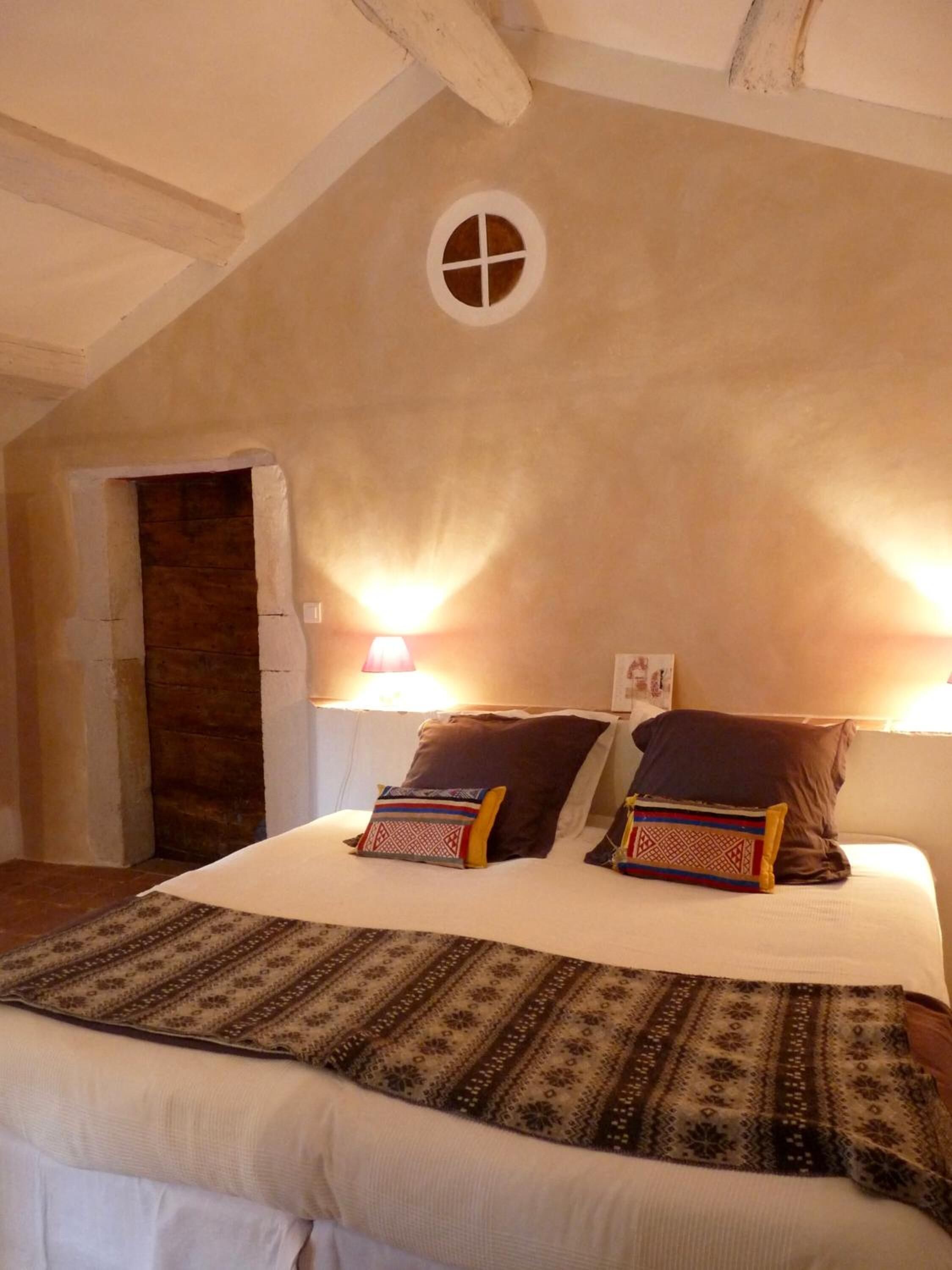 Chambres insonorisées, lits bébé (en supplément)
