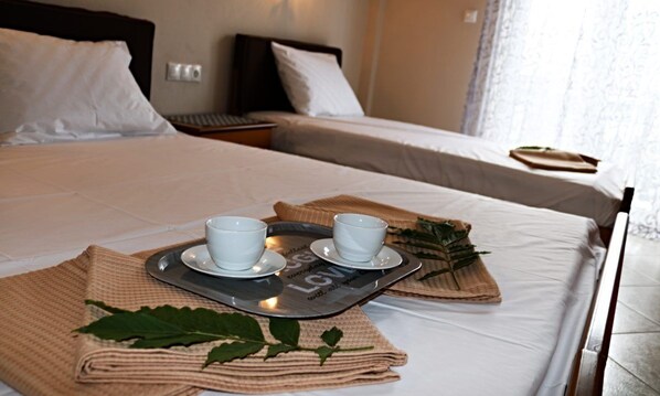 高级开间 | 特色装修、办公桌、隔音、免费婴儿床