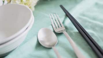 城市公寓 (Unit, 3A) | 私人厨房 | 公用冰箱、公用微波炉