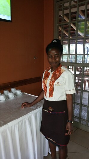 Bao gồm bữa sáng kiểu Anh hàng ngày