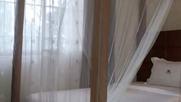 Habitación individual Deluxe | Decoración individual, escritorio, espacio para trabajar con un portátil