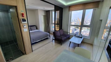 Kamar Double | Selimut bulu angsa, kedap suara, Wi-Fi gratis, dan seprai linen