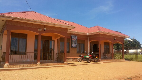 Deluxe Double Room | Exterior detail