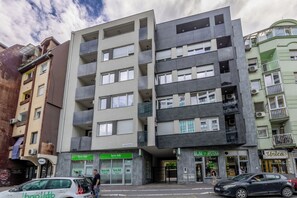 Front of property - Arena Big Luxury Apartment (Novi Sad)