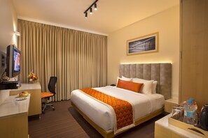 Chambre Double Premium | Coffres-forts dans les chambres, bureau