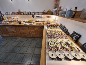 Apartment, Private Bathroom | Breakfast meal