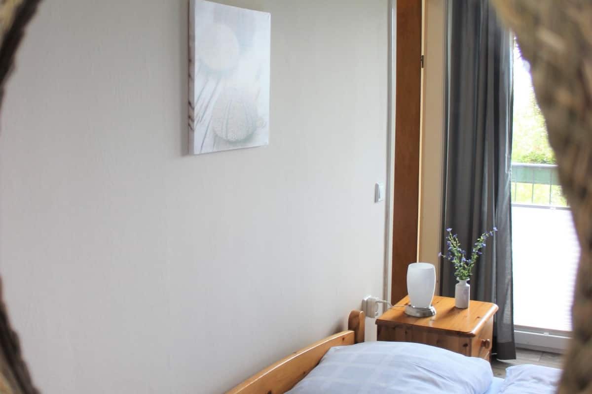 Basic Double Room | Katil bayi/kot (percuma), cadar katil