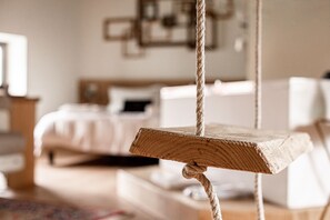 Deluxe Double or Twin Room | Desk, soundproofing, free WiFi, bed sheets - Foresteria Stazzona (Villa di Tirano)