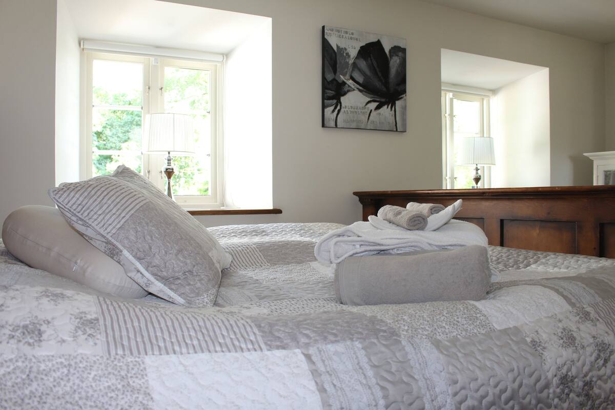 Comfort House | Iron/ironing board (on request), WiFi (free)