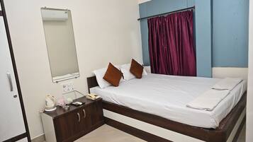 Standardzimmer | Zimmersafe, Bettwäsche