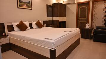 1 bedroom, in-room safe, bed sheets