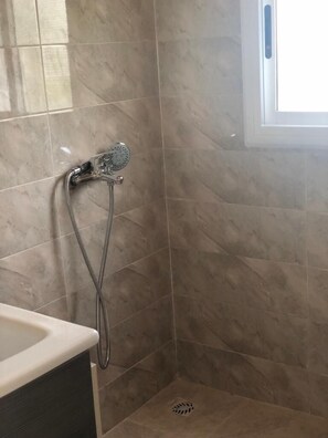 Villa, 4 Bedrooms | Bathroom shower - Villa Camelia (M'diq)