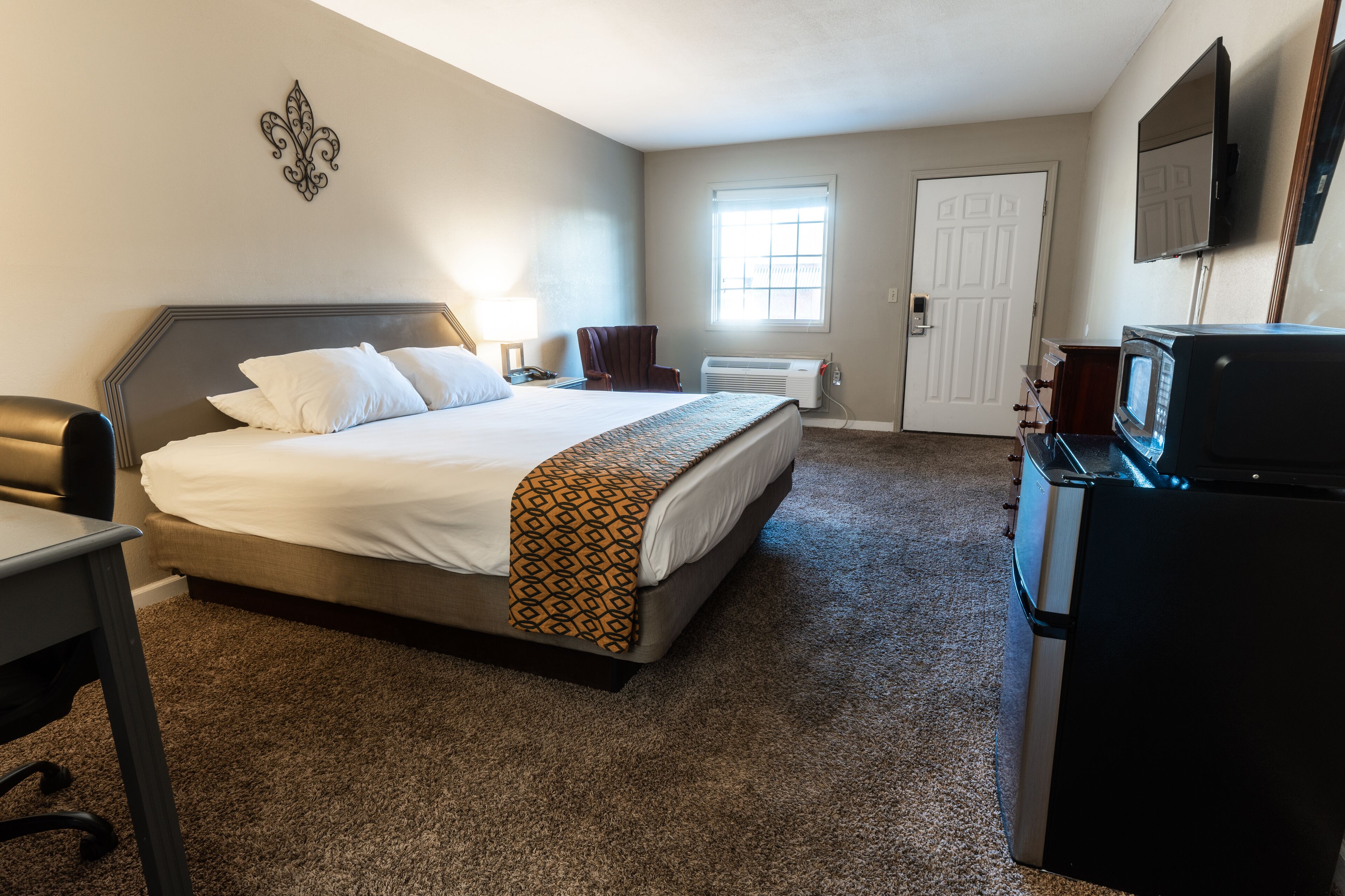 华丽客房, 1 张特大床, 无烟房 | 办公桌、免费 WiFi、床单