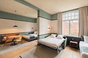 Hypo-allergenic bedding, soundproofing, iron/ironing board - Getaway Gent (Ghent)