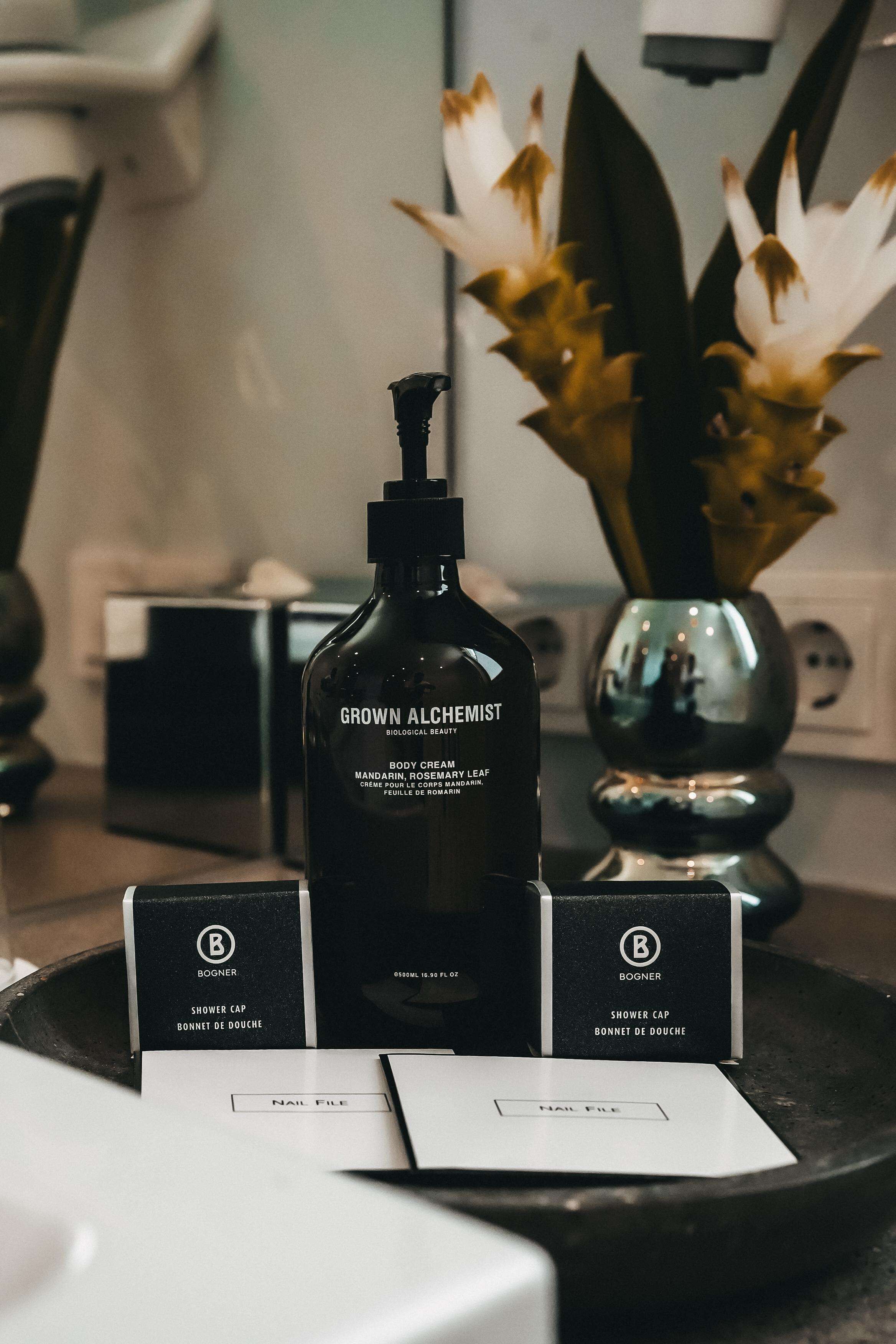 penthouse suite mit gartenblick | 1 bedroom, premium bedding, down duvets, pillow-top beds