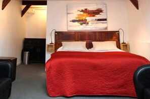 Individually decorated, individually furnished, desk, free WiFi - Hofje van Maas (Zandvoort)