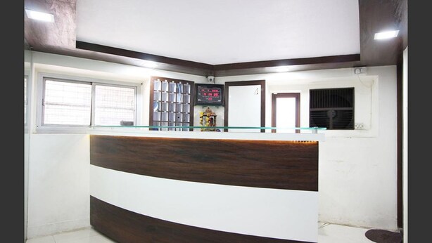 Reception - Hotel Gitanjali (Ahmedabad)