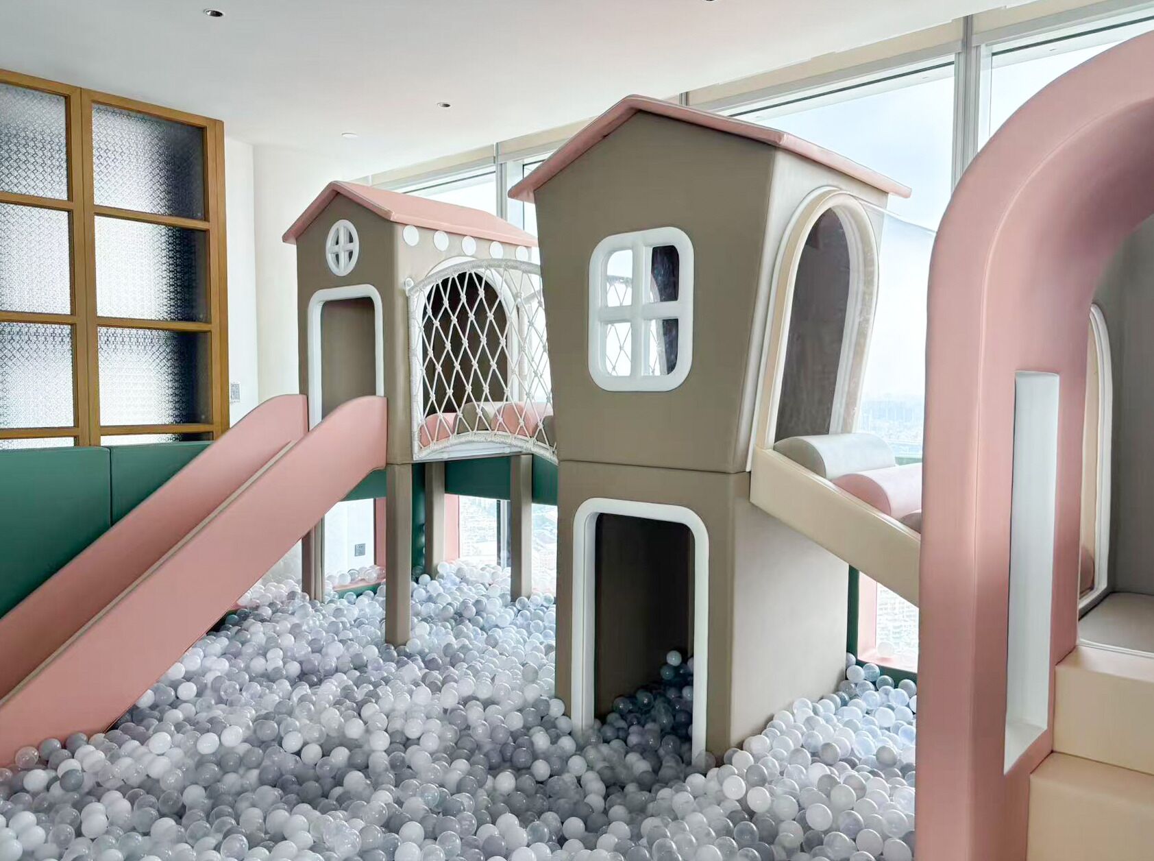 Children's play area - indoor