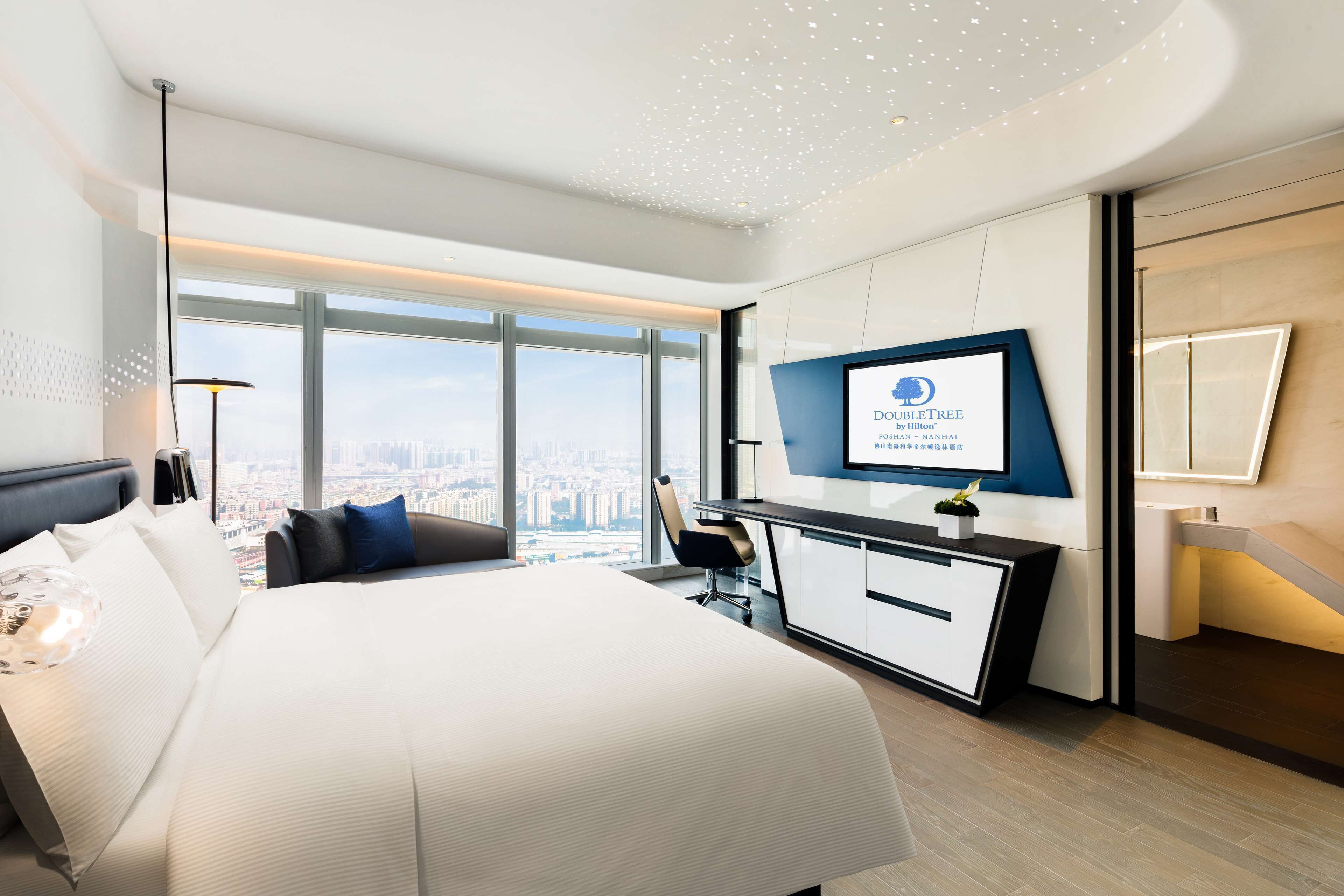 Hypo-allergenic bedding available, minibar, in-room safe, desk