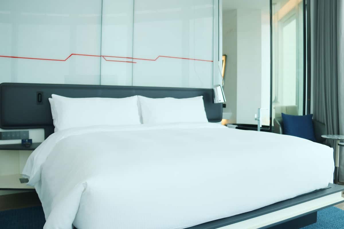 Room, 1 King Bed | 1 bedroom, hypo-allergenic bedding, minibar, in-room safe