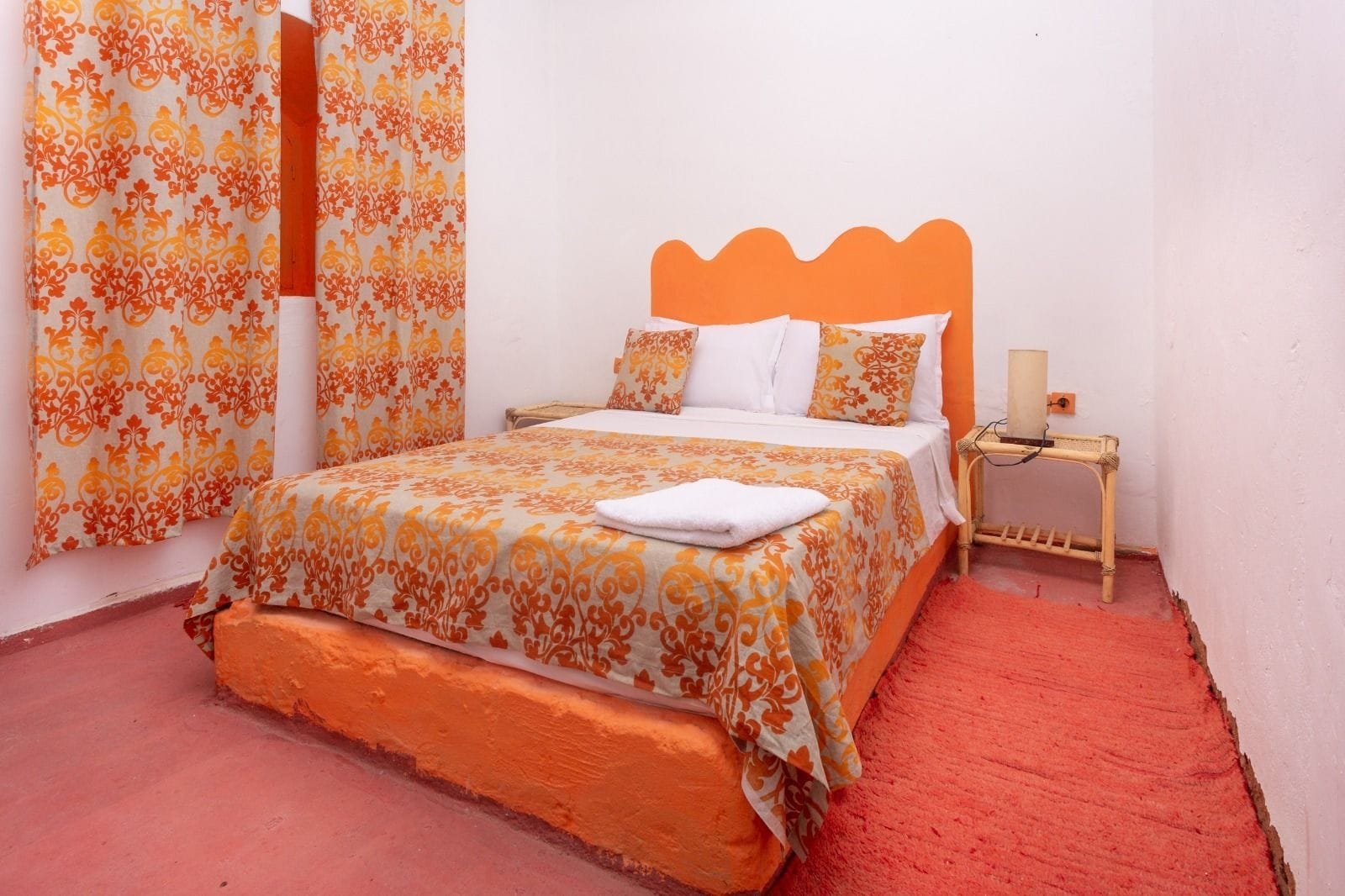 Tweepersoonskamer | Individueel gemeubileerd, gratis wifi, beddengoed