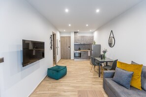 Superior Suite | Living area | Smart TV - Athens Raise Acropolis Project (Athens)