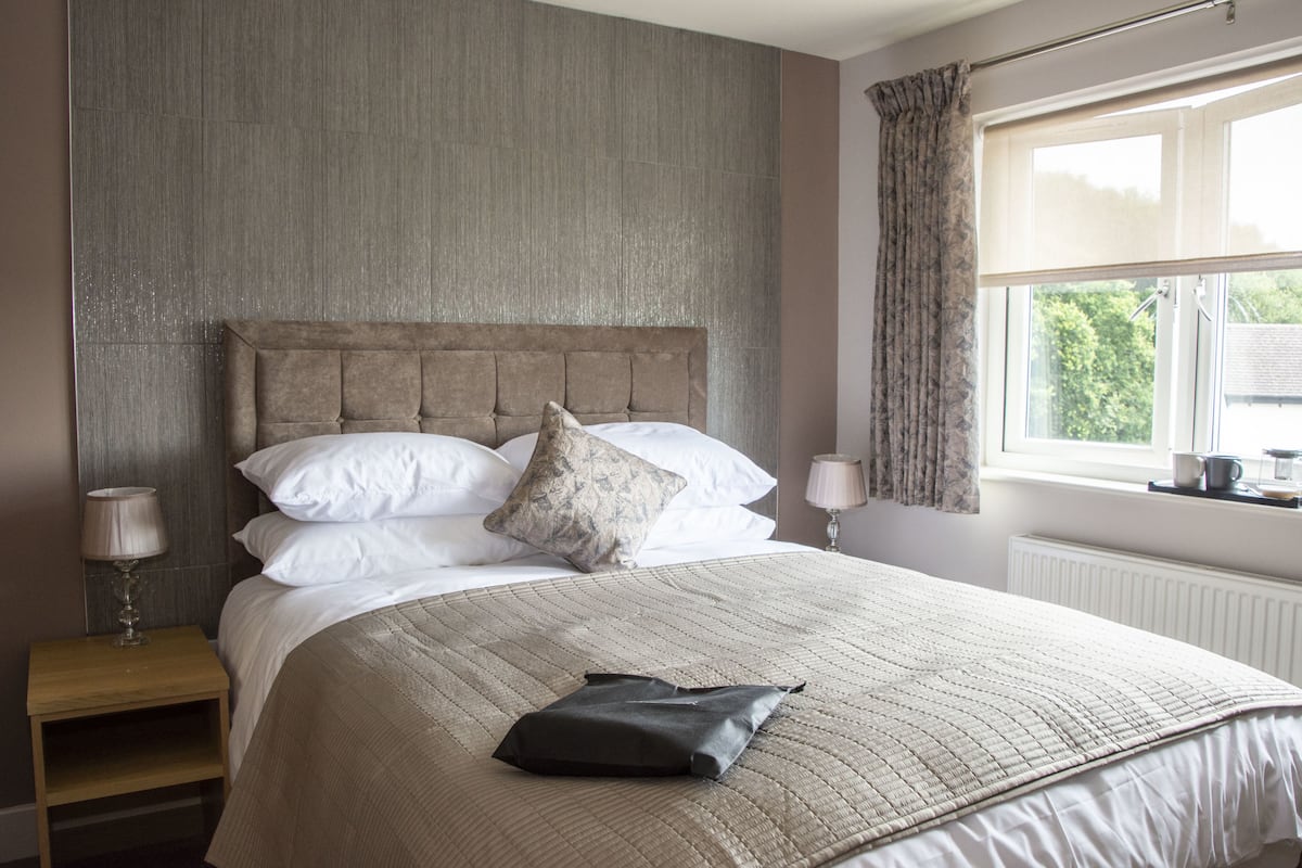 Hypo-allergenic bedding, in-room safe, individually decorated