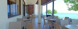 Café da manhã continental todos os dias (EUR 5 por pessoa)